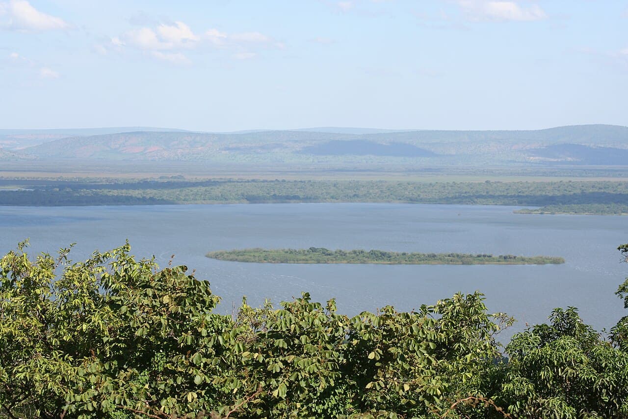 Fishing & Lake Experiences